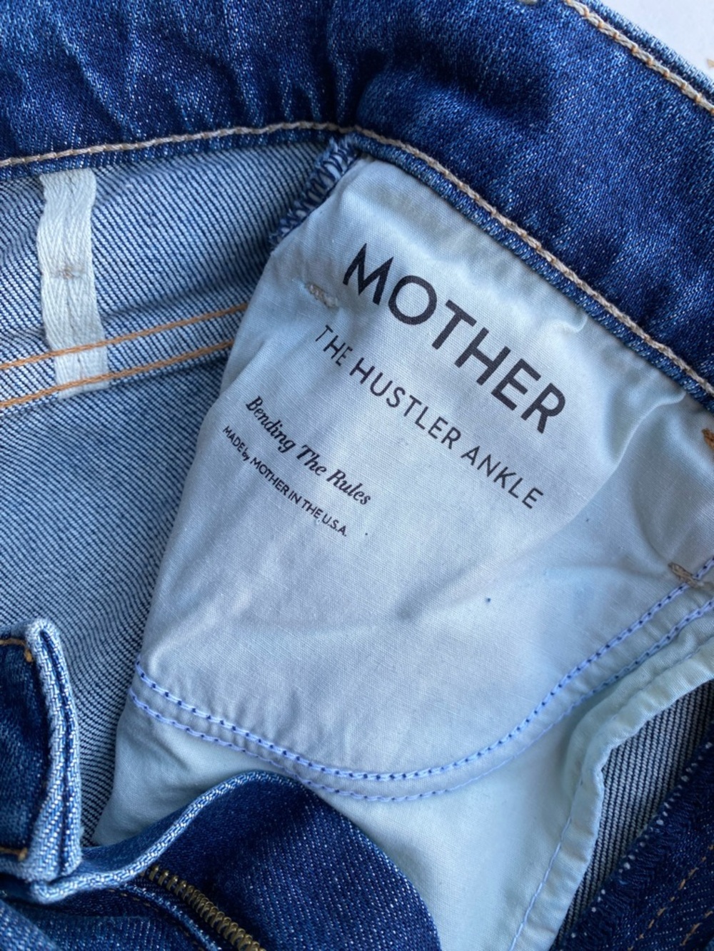 MOTHER jeans NEW WITH TAGS - Picture 3 of 6